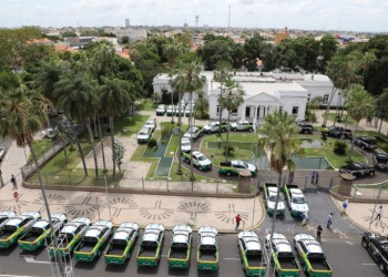 Governo entrega 43 viaturas para reforçar segurança na capital e interior do Piauí